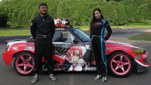 塚本奈々美がD1マシンで走ってみた！②　S２０００編